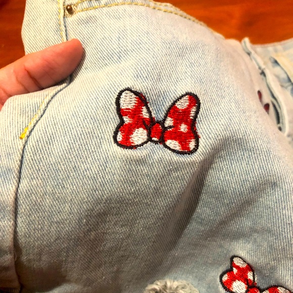 Minnie Mouse Denim Shorts - Picture 3 of 3